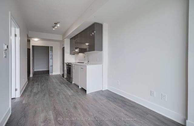 708 - 188 Fairview Mall Dr Dr W, Condo with 1 bedrooms, 2 bathrooms and 1 parking in Toronto ON | Image 3