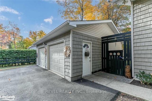 676 Concession 15 Rd W, House detached with 2 bedrooms, 2 bathrooms and 8 parking in Penetanguishene ON | Image 23