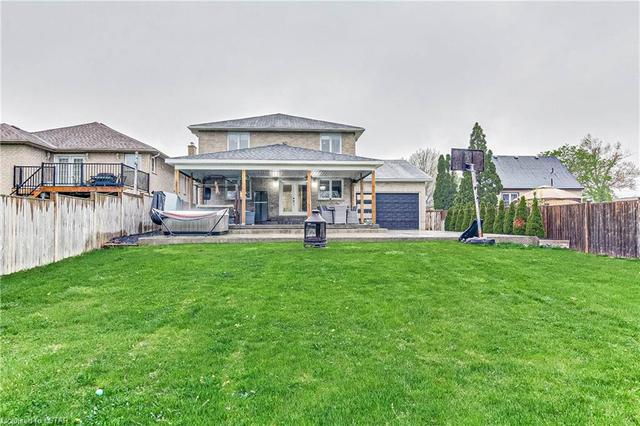 856 Willow Drive, House detached with 5 bedrooms, 4 bathrooms and 8 parking in London ON | Image 47