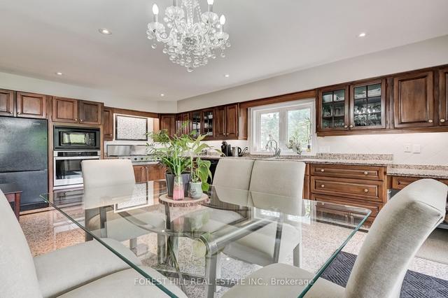 54 Broda Dr, House detached with 3 bedrooms, 3 bathrooms and 8 parking in Vaughan ON | Image 4