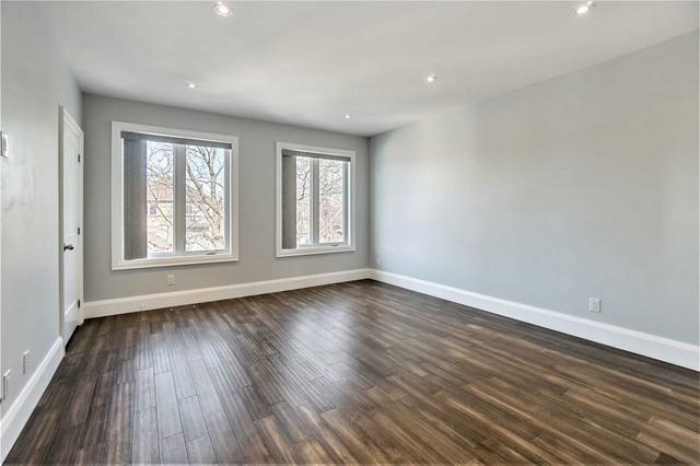 310 Melrose St, House detached with 3 bedrooms, 3 bathrooms and 3 parking in Toronto ON | Image 8