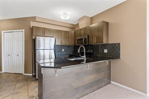 504 - 325 3 Street Se, Condo with 2 bedrooms, 2 bathrooms and 1 parking in Calgary AB | Image 8