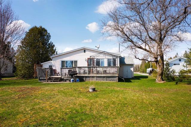 223 Mcguire Beach Rd, House detached with 3 bedrooms, 1 bathrooms and 10 parking in Kawartha Lakes ON | Image 12