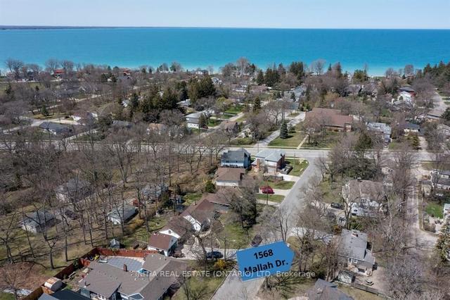1568 Mallah Dr, House detached with 2 bedrooms, 1 bathrooms and 5 parking in Sarnia ON | Image 31