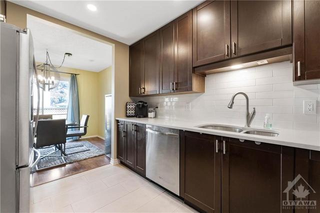 485 Sidney Drive, Townhouse with 3 bedrooms, 3 bathrooms and 2 parking in Ottawa ON | Image 10