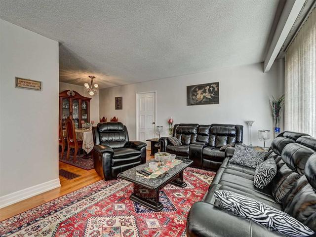 115 Glen Springs Dr, House semidetached with 3 bedrooms, 2 bathrooms and 6 parking in Toronto ON | Image 24