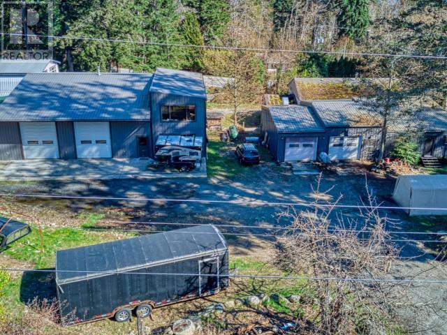 2060 Black Point Road, House detached with 3 bedrooms, 2 bathrooms and 5 parking in Powell River C BC | Image 1