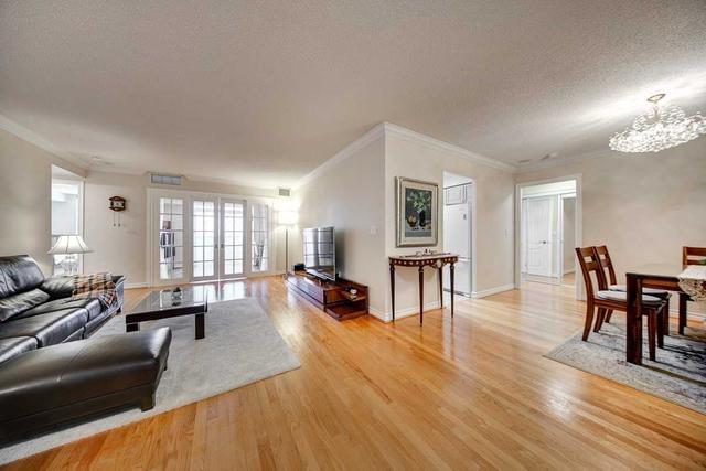 2317 - 18 Sommerset Way, Condo with 2 bedrooms, 2 bathrooms and 1 parking in Toronto ON | Image 29