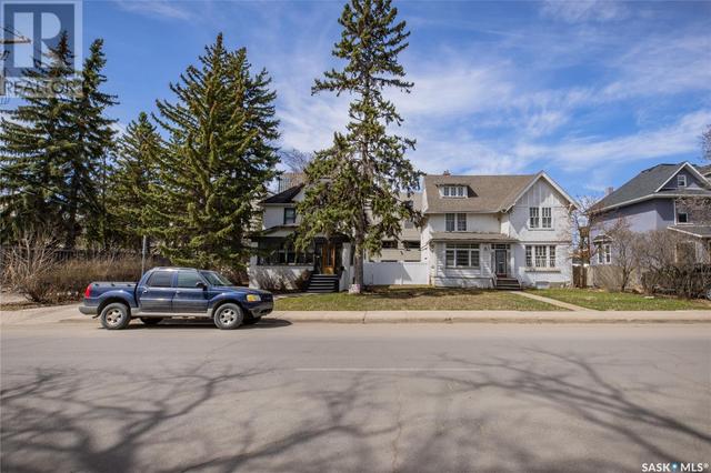 2340 Mcintyre Street, House detached with 9 bedrooms, 3 bathrooms and null parking in Regina SK | Image 3