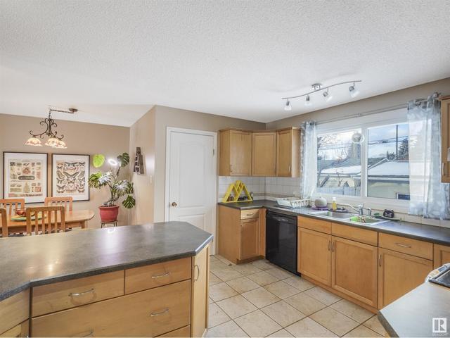 11208 35a Av Nw, House detached with 5 bedrooms, 2 bathrooms and 4 parking in Edmonton AB | Image 13