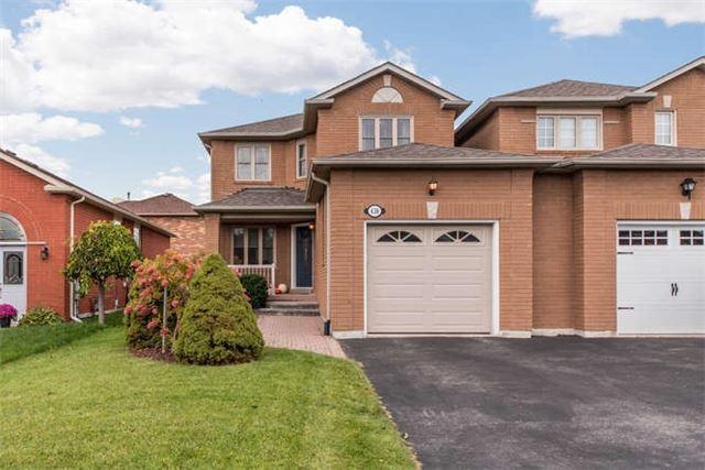 438 Stonegate Ave, House attached with 3 bedrooms, 3 bathrooms and 2 parking in Oshawa ON | Image 1