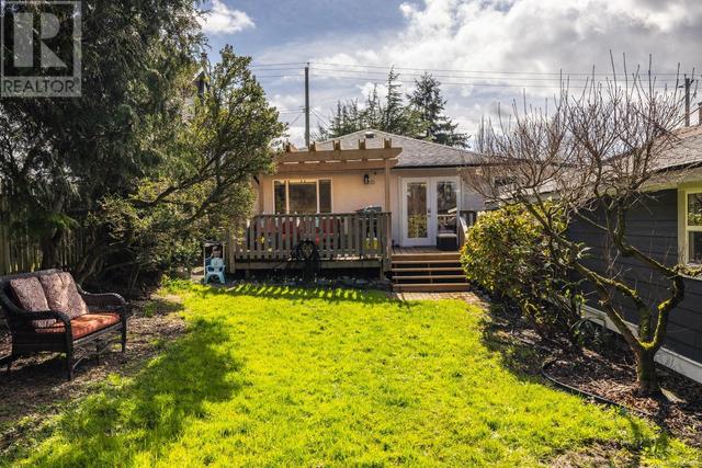 36 Hampton Rd, House detached with 4 bedrooms, 4 bathrooms and 3 parking in Saanich BC | Image 31