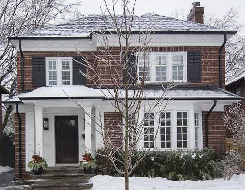 86 Willingdon Blvd, House detached with 4 bedrooms, 4 bathrooms and 3 parking in Toronto ON | Image 1