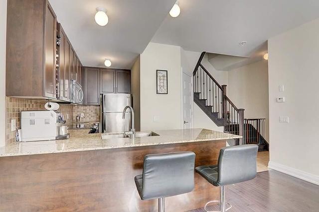 11 - 8171 Kipling Ave, Townhouse with 2 bedrooms, 2 bathrooms and 1 parking in Vaughan ON | Image 4