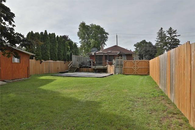 113 Morton Ave, House detached with 2 bedrooms, 2 bathrooms and 2 parking in Brantford ON | Image 24
