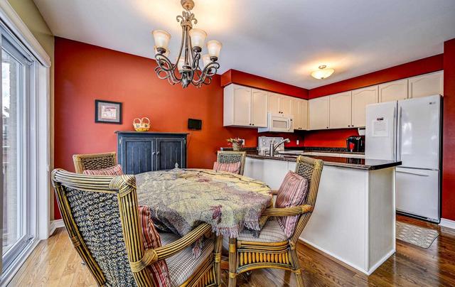 13 Wabbokish Crt, House detached with 2 bedrooms, 2 bathrooms and 4 parking in Clarington ON | Image 6