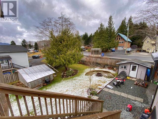 180 Hillcrest Avenue, House detached with 5 bedrooms, 2 bathrooms and null parking in Port Edward BC | Image 30