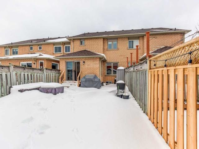 59 Silverdart Cres, House attached with 3 bedrooms, 4 bathrooms and 4 parking in Richmond Hill ON | Image 18