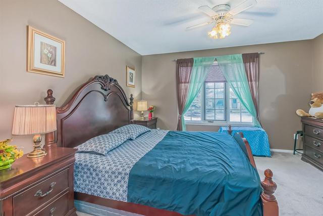 87 Castle Crescent, House detached with 4 bedrooms, 3 bathrooms and 2 parking in Red Deer AB | Image 13