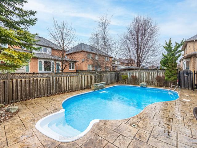 1405 Thorncrest Cres, House detached with 3 bedrooms, 4 bathrooms and 4 parking in Oakville ON | Image 30
