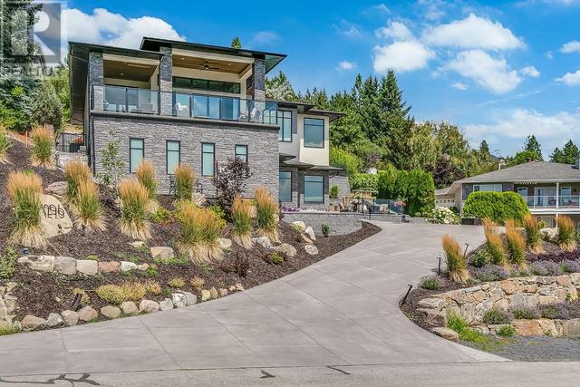 1296 Menu Road, House detached with 4 bedrooms, 3 bathrooms and 8 parking in West Kelowna BC | Image 6