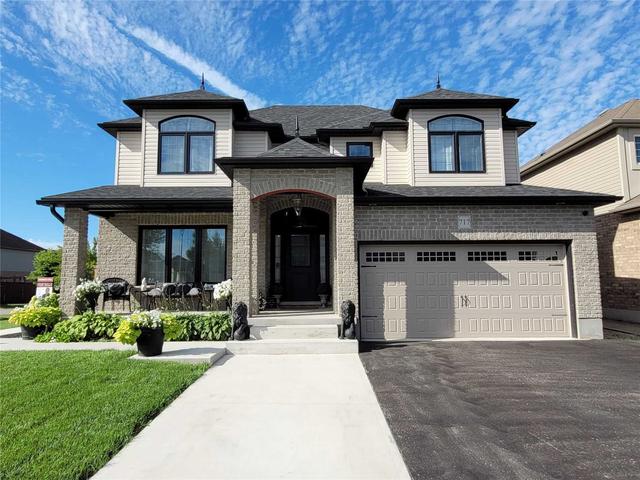 717 Normandy Dr, House detached with 3 bedrooms, 4 bathrooms and 7 parking in Woodstock ON | Card Image