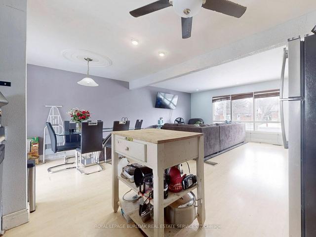 424 West 5th St, House detached with 5 bedrooms, 3 bathrooms and 2 parking in Hamilton ON | Image 5
