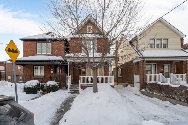 418 Westmount Ave, House detached with 3 bedrooms, 2 bathrooms and 4 parking in Toronto ON | Image 12