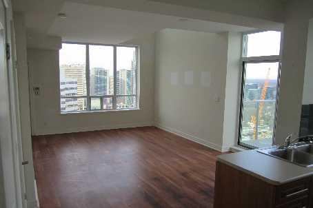uph 05 - 1 Avondale Ave, Condo with 1 bedrooms, 2 bathrooms and null parking in Toronto ON | Image 4