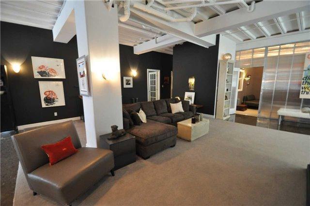unit 2 - 2b Minto St, Condo with 4 bedrooms, 2 bathrooms and 1 parking in Toronto ON | Image 5