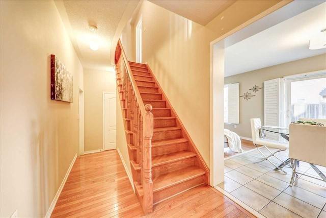 65 Ryder Cres, House detached with 4 bedrooms, 3 bathrooms and 5 parking in Ajax ON | Image 6