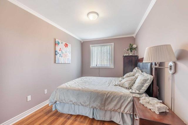39 Lancaster Crt, House attached with 3 bedrooms, 2 bathrooms and 3 parking in Georgina ON | Image 14