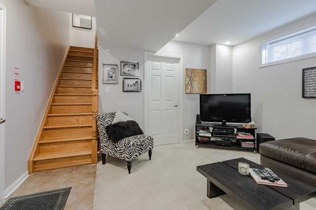4 - 633 Dundas St W, Townhouse with 2 bedrooms, 2 bathrooms and 2 parking in Mississauga ON | Image 9