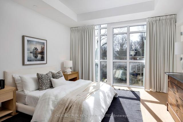 69 Foxbar Rd, Townhouse with 4 bedrooms, 5 bathrooms and 2 parking in Toronto ON | Image 10