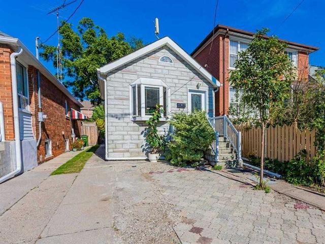 101 Byng Ave, House detached with 2 bedrooms, 2 bathrooms and 1 parking in Toronto ON | Image 1