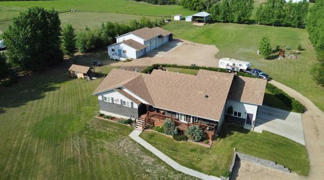 65016 Twp Rd 442, House detached with 5 bedrooms, 3 bathrooms and null parking in Wainwright No. 61 AB | Image 1