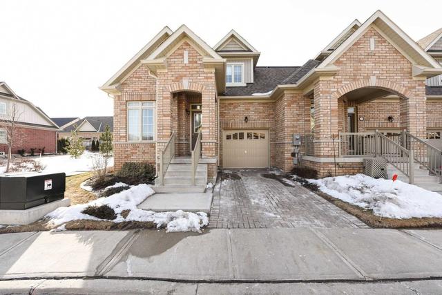 26 Lobelia St, Townhouse with 3 bedrooms, 4 bathrooms and 2 parking in Brampton ON | Image 1