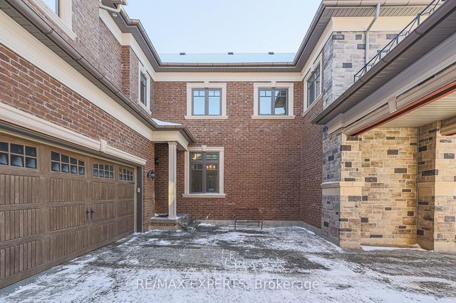 33 Endless Circ, House detached with 5 bedrooms, 5 bathrooms and 9 parking in Vaughan ON | Image 34