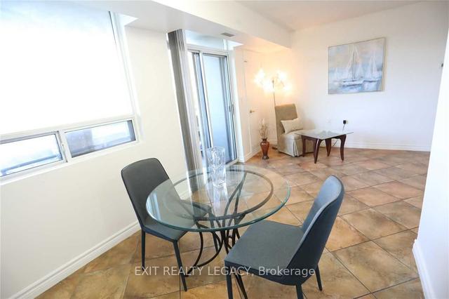 304 - 555 Wilson Heights Blvd, Condo with 2 bedrooms, 2 bathrooms and 2 parking in Toronto ON | Image 4