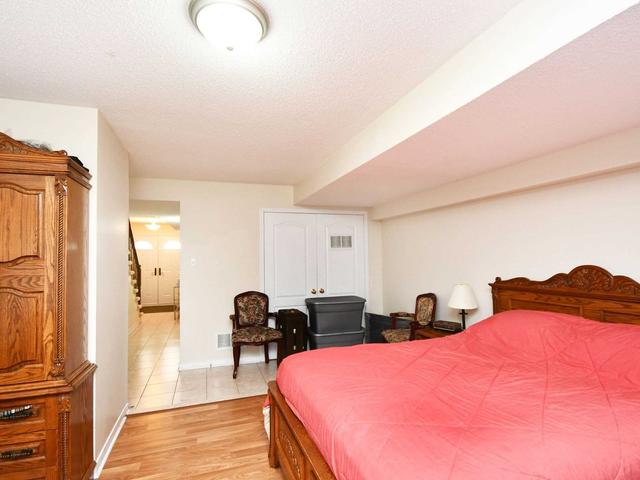 793 Candlestick Circ, House attached with 3 bedrooms, 4 bathrooms and 2 parking in Mississauga ON | Image 27