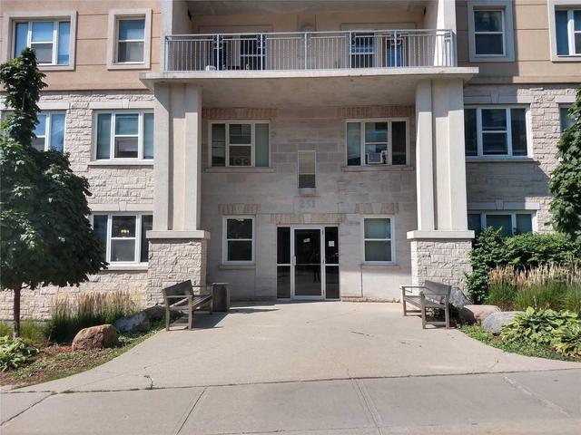 503 - 251 Lester St, Condo with 5 bedrooms, 2 bathrooms and 0 parking in Waterloo ON | Image 9