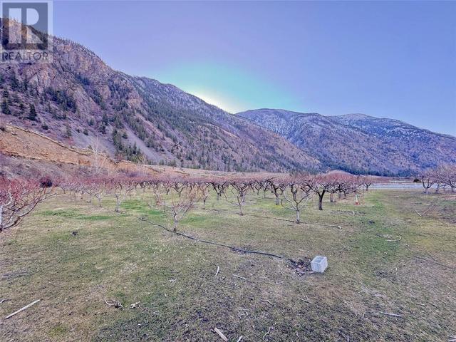 3219 River Road, House detached with 3 bedrooms, 2 bathrooms and 2 parking in Okanagan Similkameen G BC | Image 29