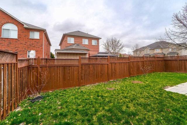 3228 Camberwell Dr, House detached with 4 bedrooms, 3 bathrooms and 6 parking in Mississauga ON | Image 32