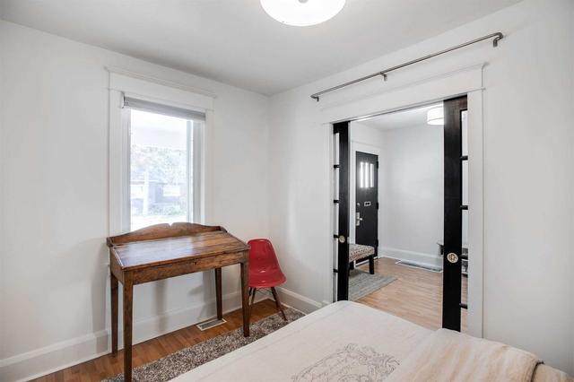 9 Thirty Ninth St, House detached with 2 bedrooms, 2 bathrooms and 3 parking in Toronto ON | Image 5