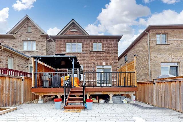 43 Stockell Cres, House detached with 3 bedrooms, 4 bathrooms and 3 parking in Ajax ON | Image 16