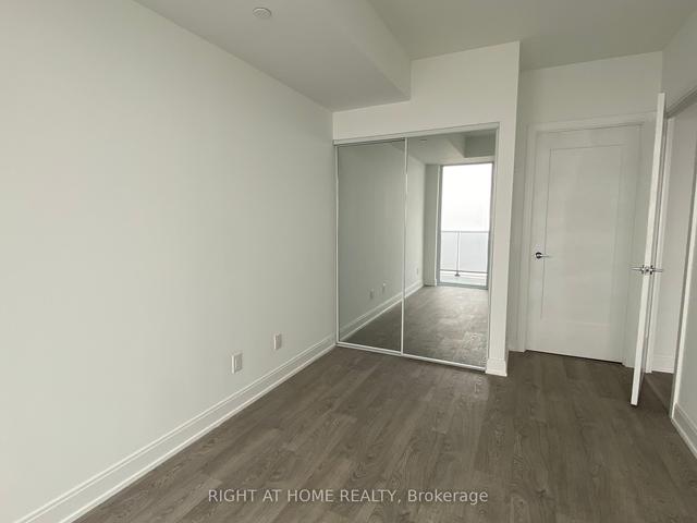 1710 - 70 Annie Craig Dr, Condo with 1 bedrooms, 1 bathrooms and 0 parking in Toronto ON | Image 3