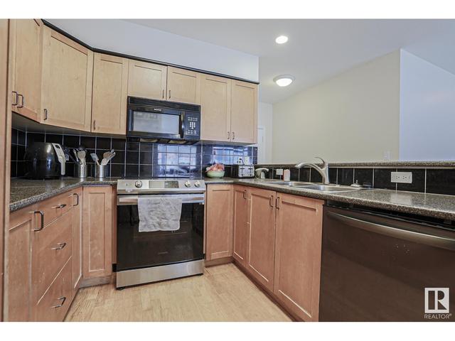 211 - 10033 110 St Nw, Condo with 2 bedrooms, 1 bathrooms and null parking in Edmonton AB | Image 11
