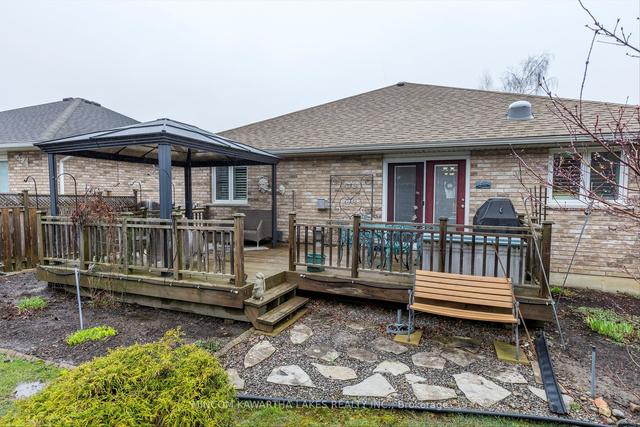 1678 Ravenwood Dr, House detached with 2 bedrooms, 3 bathrooms and 4 parking in Peterborough ON | Image 28