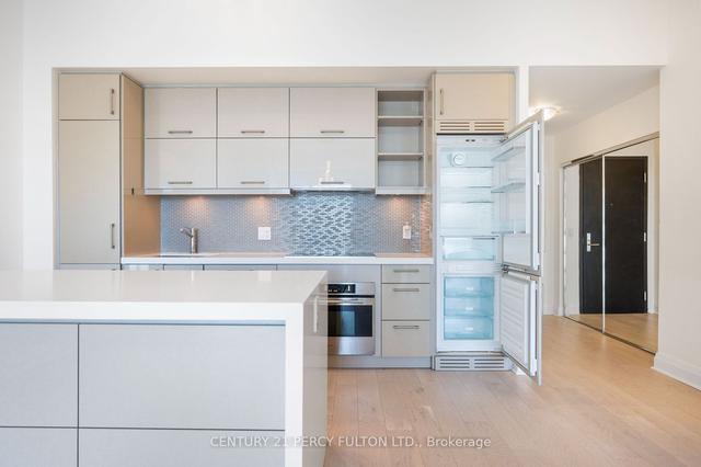 4309 - 65 St Mary St, Condo with 2 bedrooms, 2 bathrooms and 1 parking in Toronto ON | Image 19
