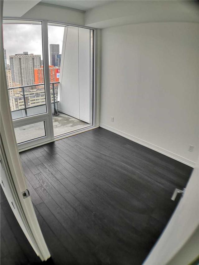 2207 - 85 Wood St, Condo with 1 bedrooms, 1 bathrooms and 0 parking in Toronto ON | Image 9